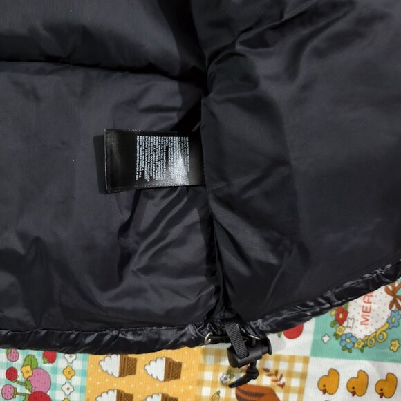 The North Face Black Short Down Jacket for Women - Picture 11 of 12